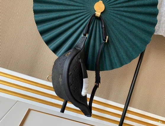 EXCHANELUSIVE BUMBAG VUITTON DIGITAL LOUIS MONOGRAM - PRELAUNCH EMPREINTE 0405